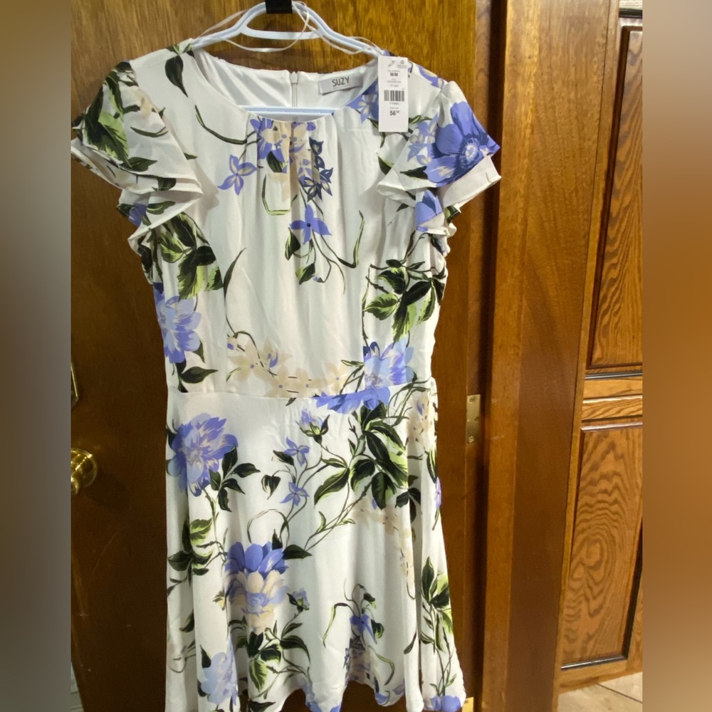 Suzy Shier floral tea dress